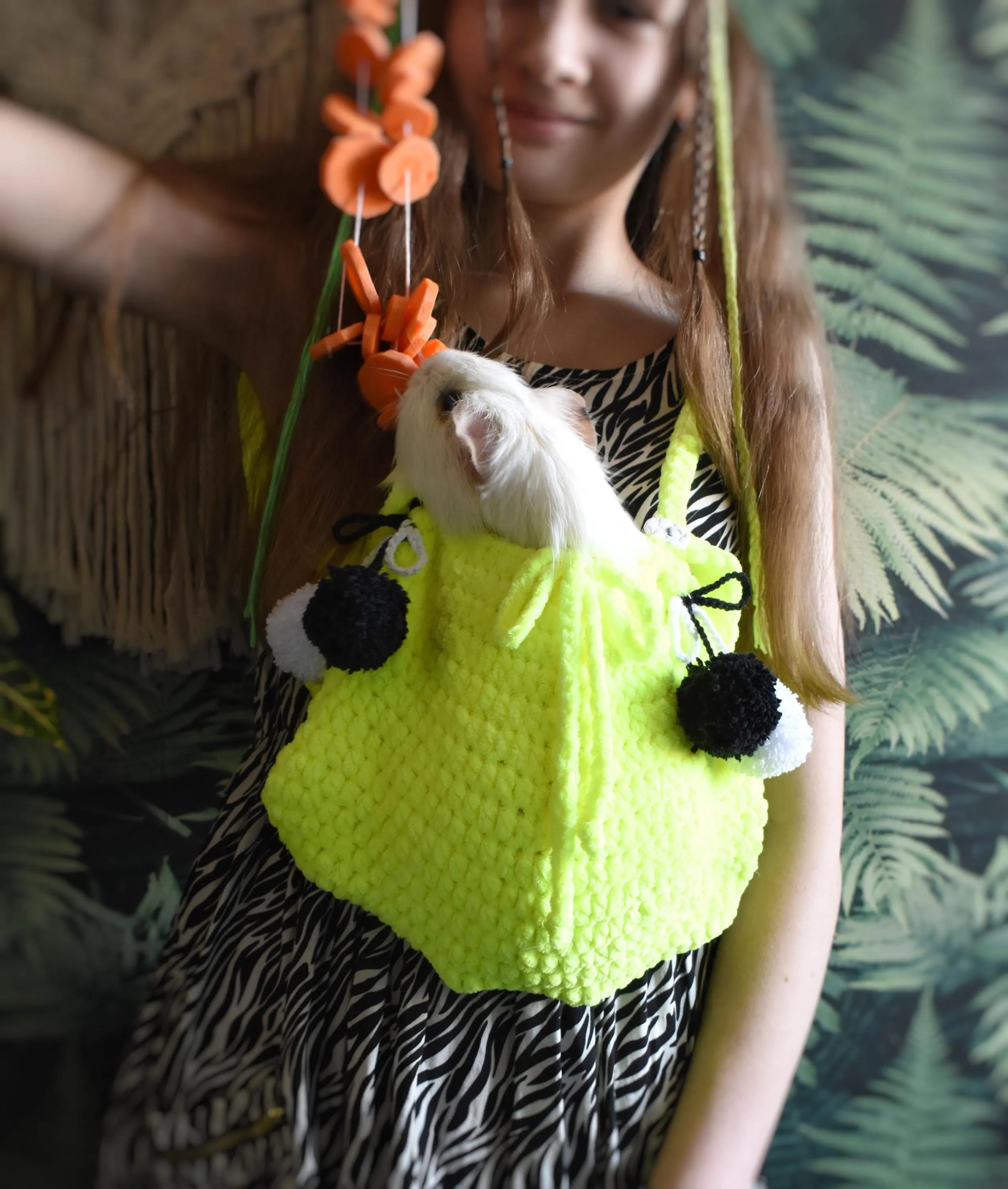 Fluorescent Party Knitted Pet Bag - Image 4