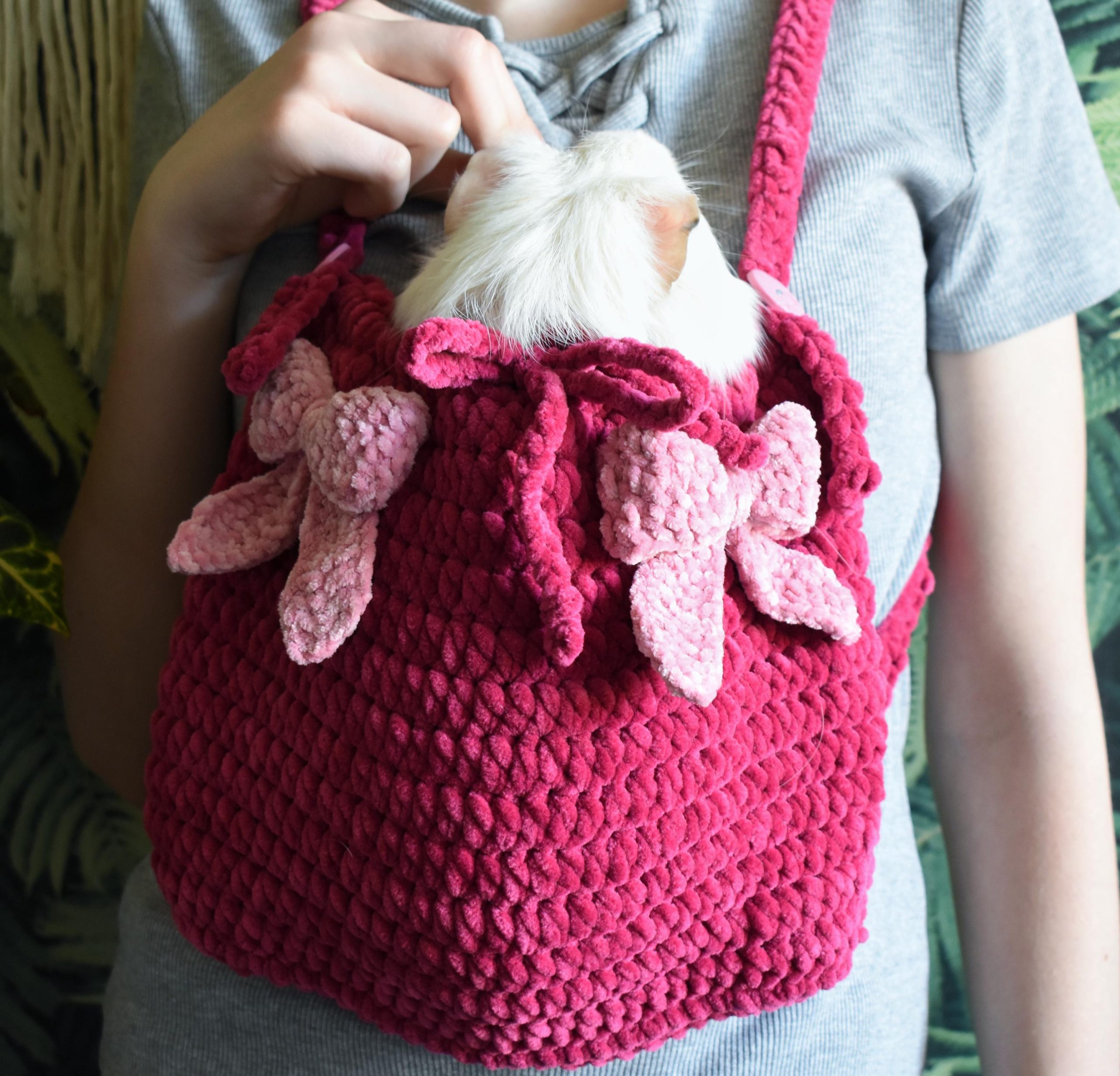 Rose Red Bow Knitted Pet Bag - Image 3