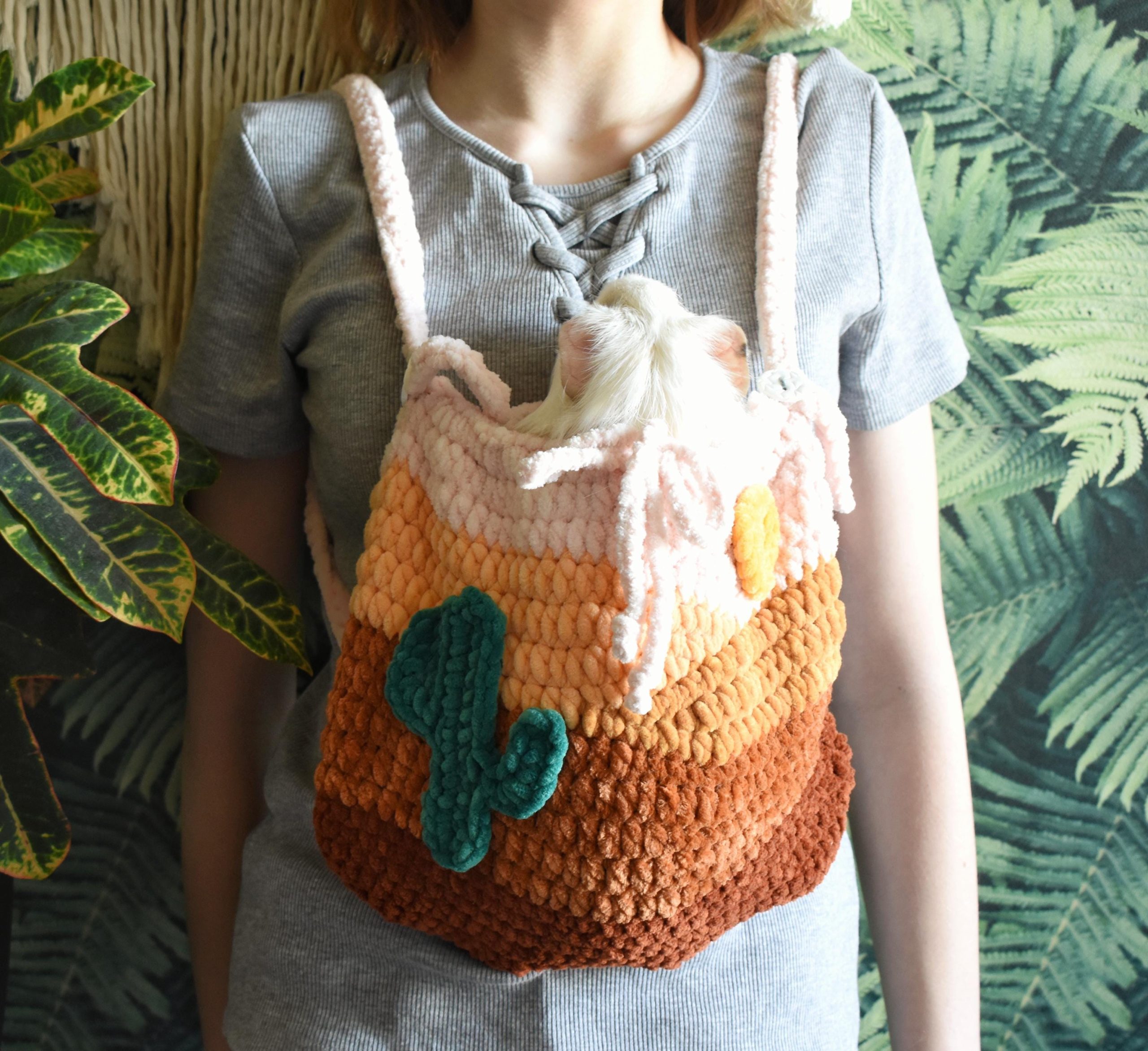 Desert Warm Sun Knitted Pet Bag - Image 5