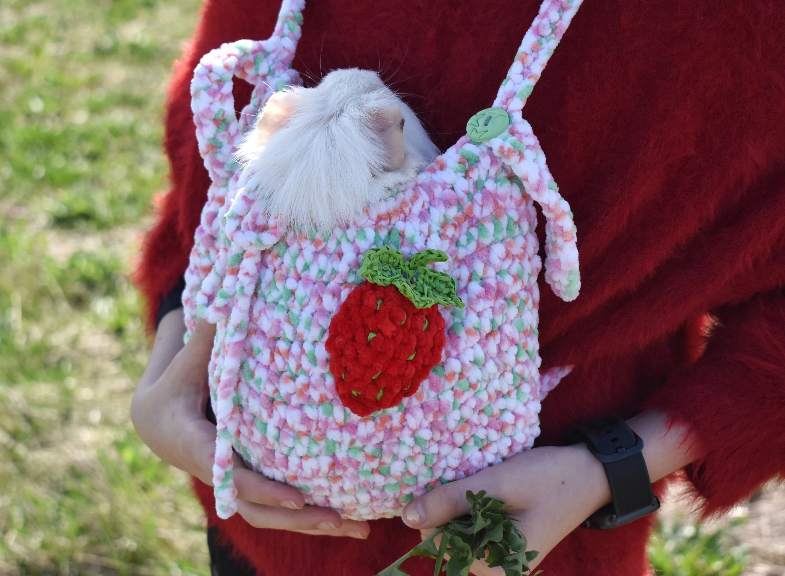 Hand-knitted pet travel bag - Image 9