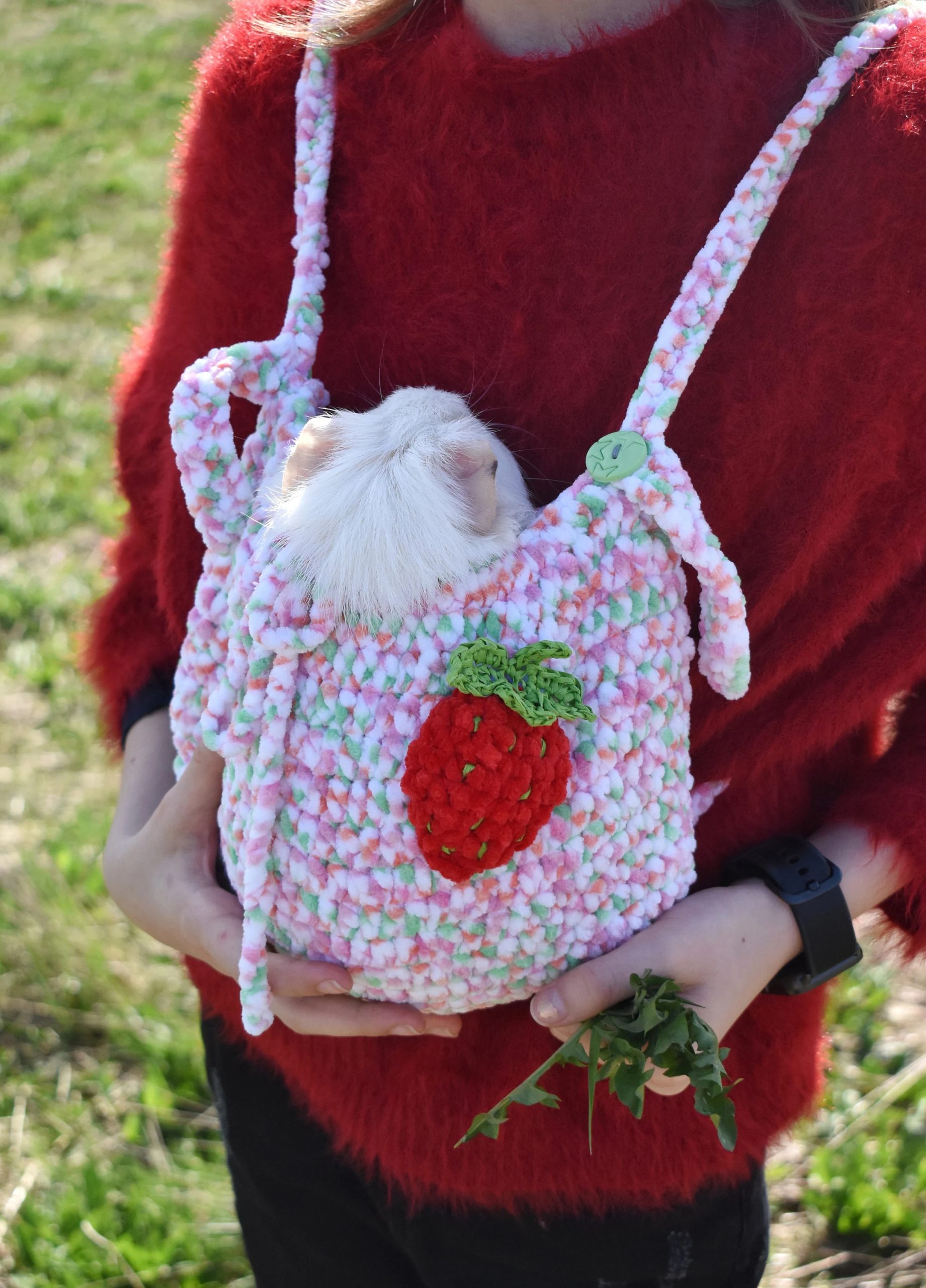 Hand-knitted pet travel bag - Image 6