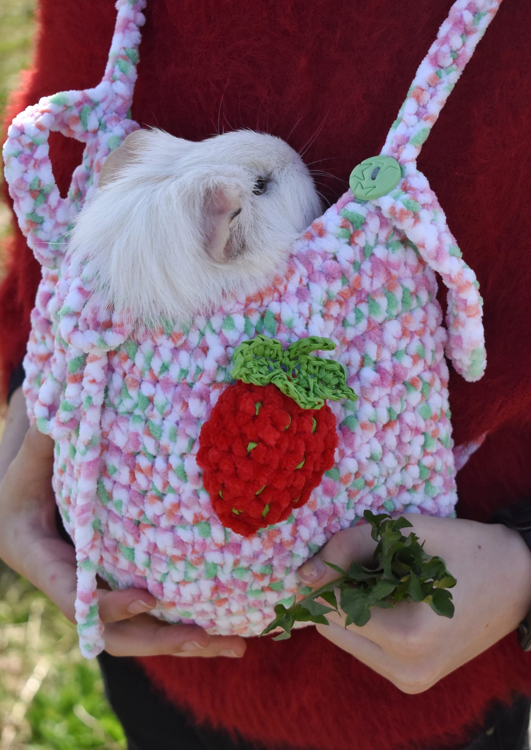 Hand-knitted pet travel bag - Image 3