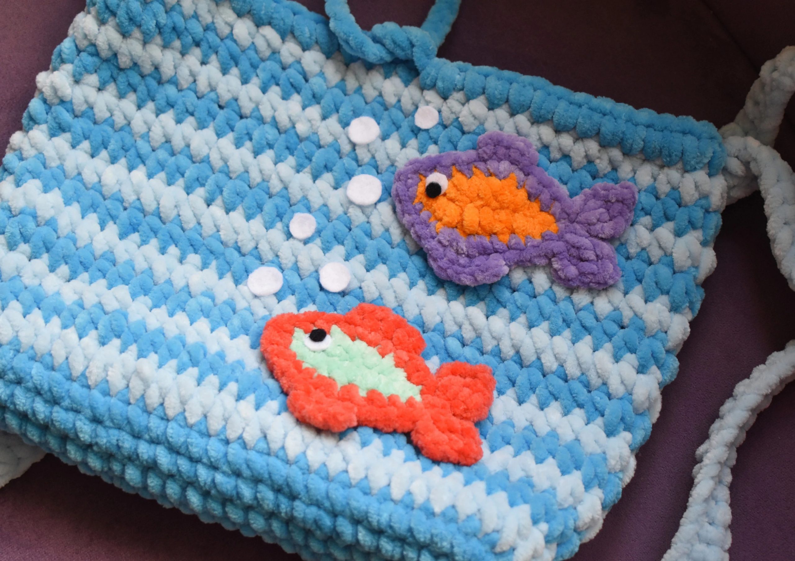Ocean Adventure Knitted Pet Bag - Image 9